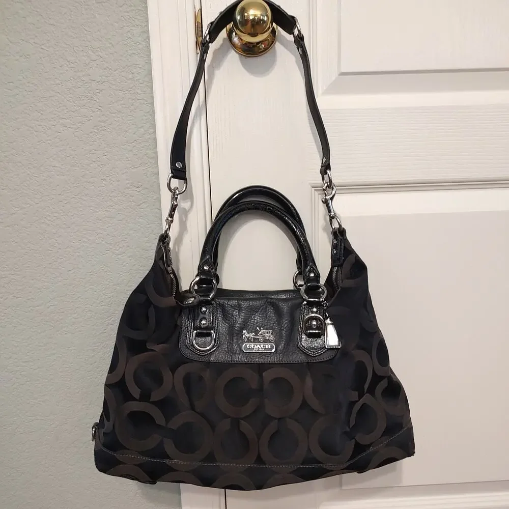 Coach Black Signature Tote Bag ID M0849-12943